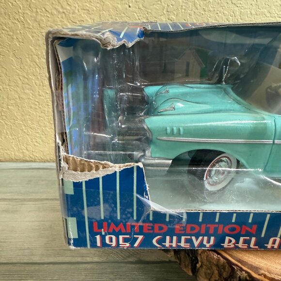 Vintage Chevy Bel Air Die Cast Car in Original Box, #675/5004. 1997 Read - Picture 8 of 12